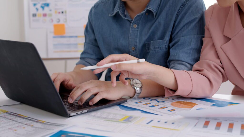 does my small business need an accountant